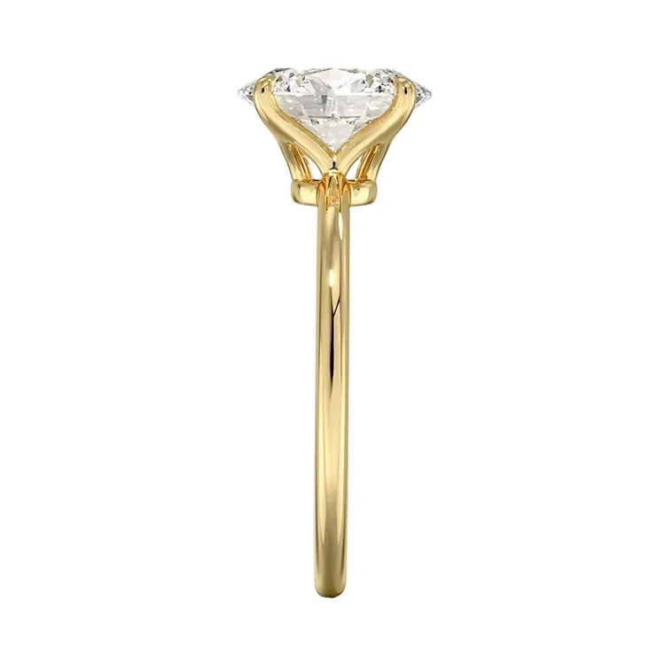 The Oval Essential – Timeless Straight Band Solitaire - Image 3