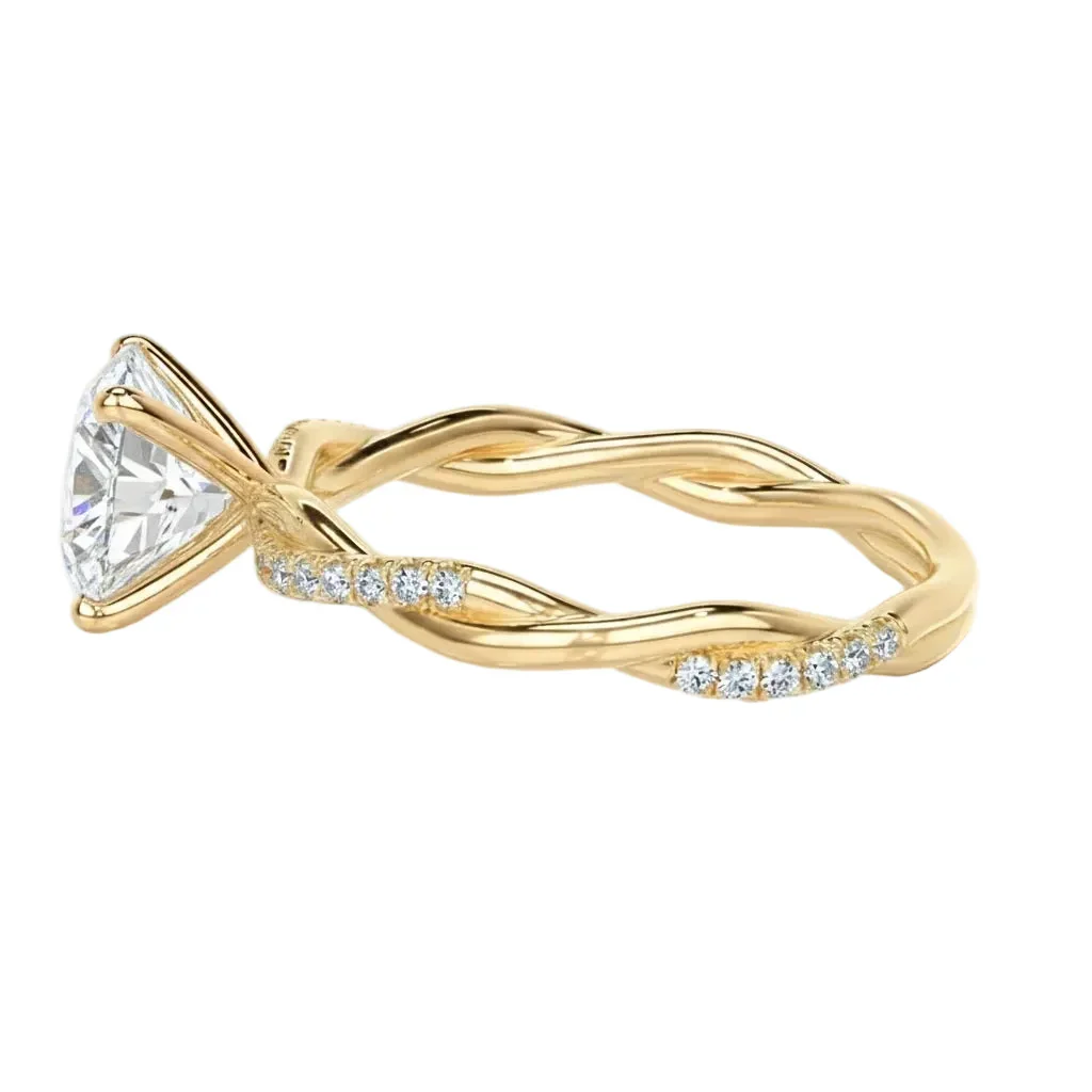 The Oval Infinity Twist – Elegant Elongated Vine Ring - Image 2