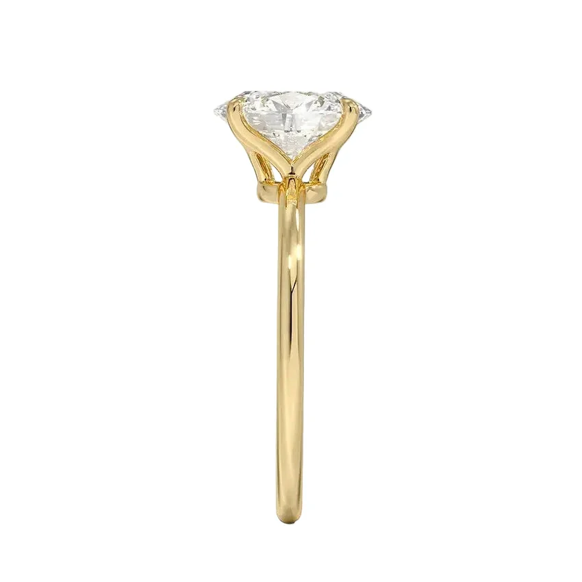 The Oval Solitaire Pin-Claw – Elegant Minimalist Classic - Image 3