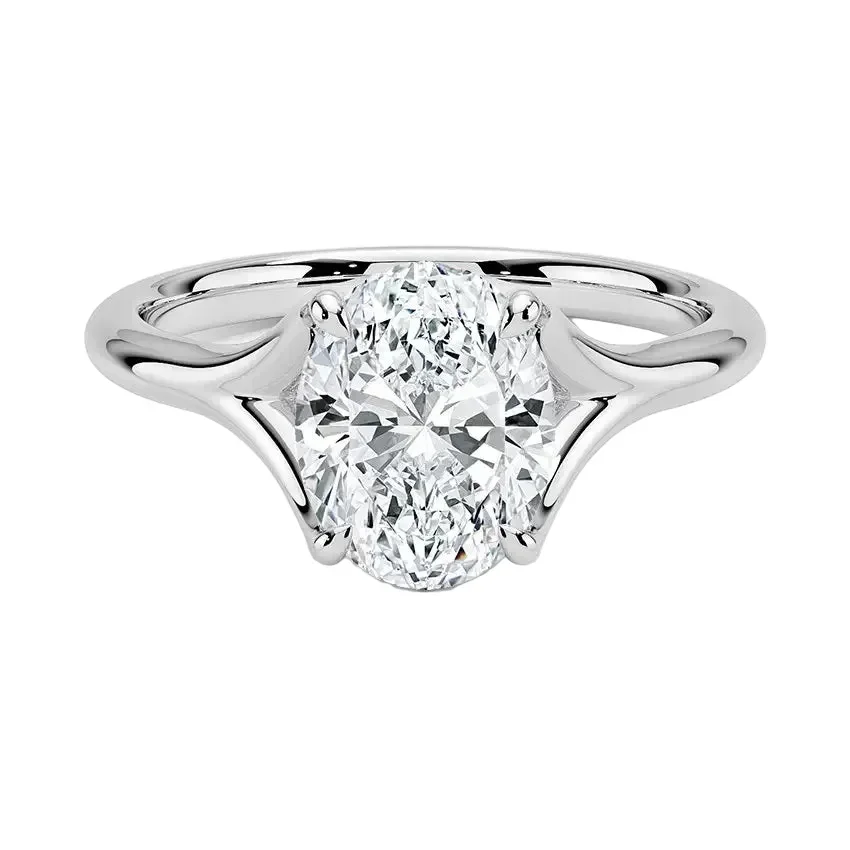The Oval V-Split – Architectural Bold Solitaire - Image 3