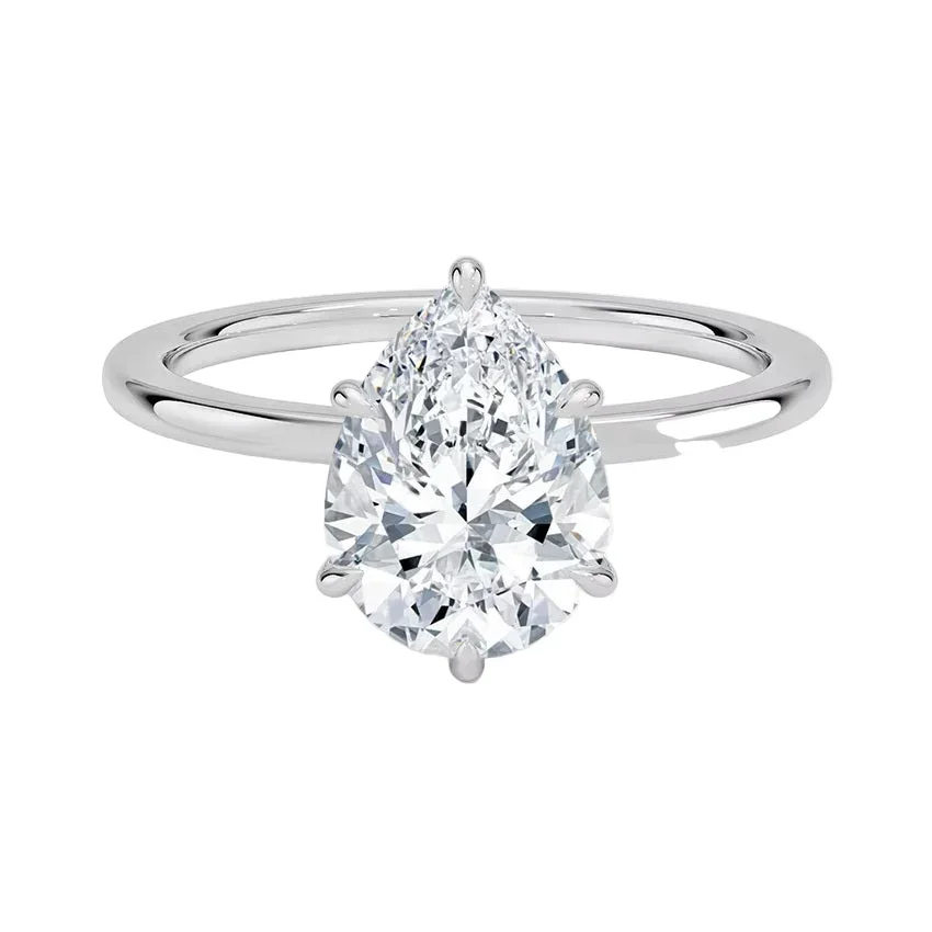 The Pear Classic – Timeless Teardrop Solitaire - Image 5