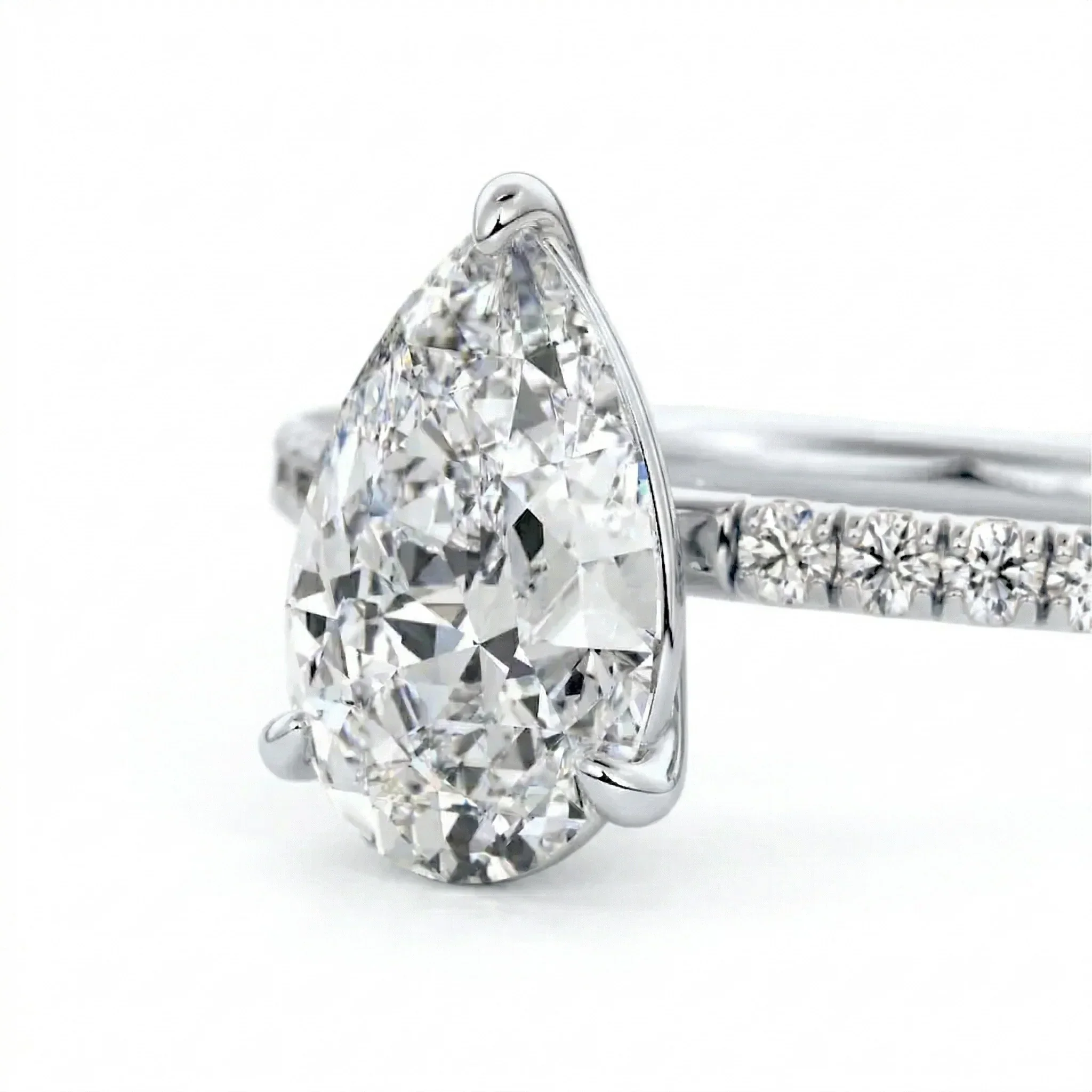 The Pear Stacking Solitaire – Three-Claw Half Eternity Band - Image 5