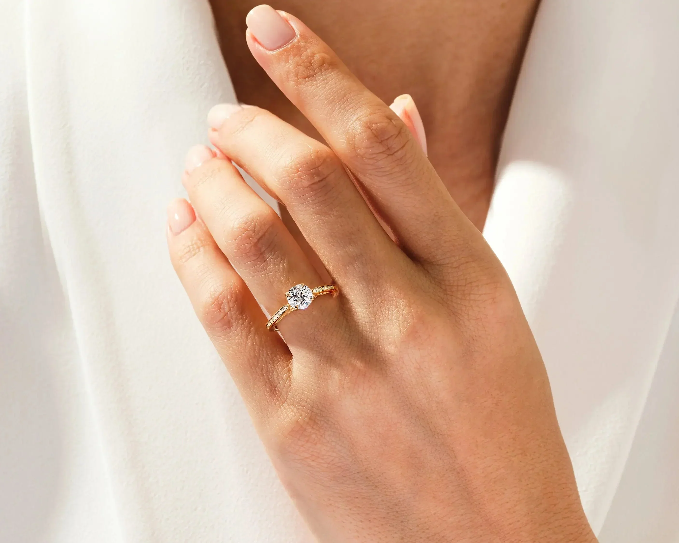 The Round Stacking Cathedral – Cat-Claw Pavé Band - Image 8