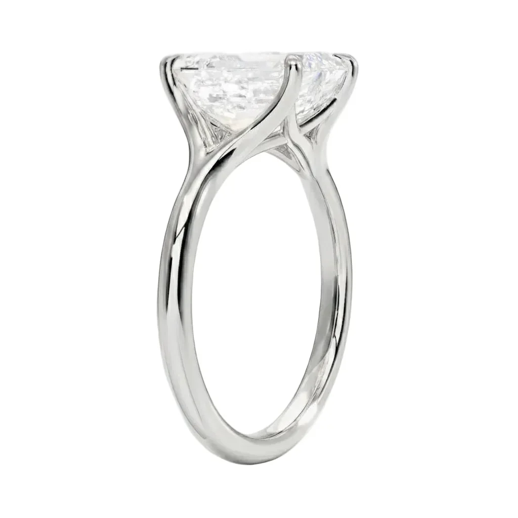The Oval V-Split – Architectural Bold Solitaire - Image 4